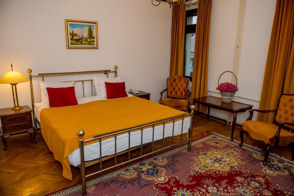 Hotel Grand Valjevo Luaran gambar