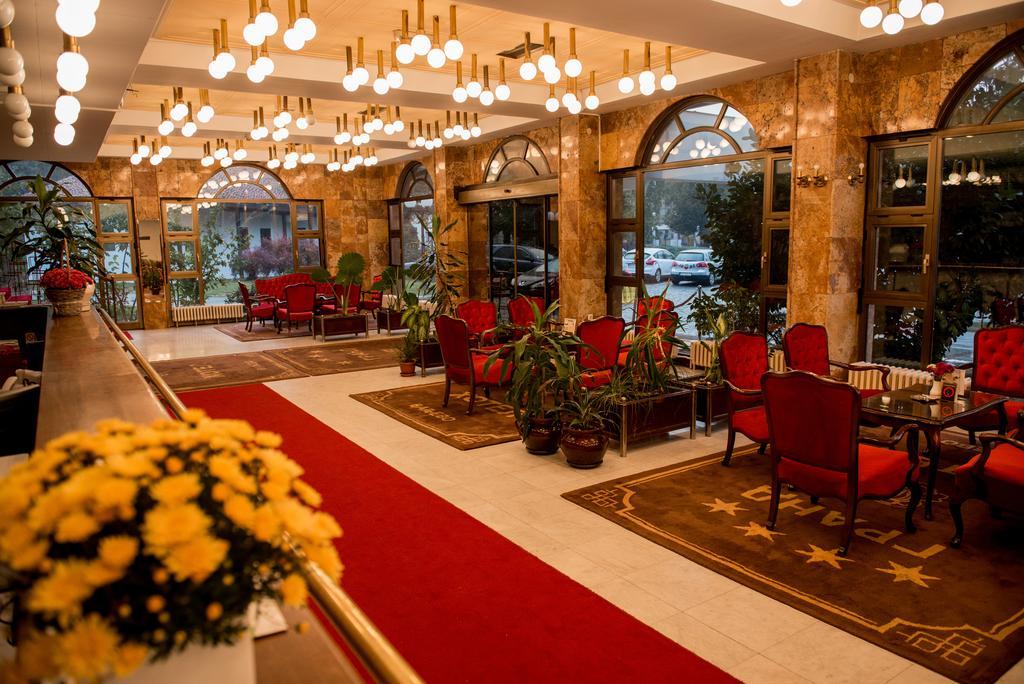Hotel Grand Valjevo Luaran gambar