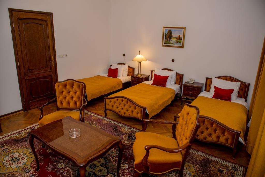Hotel Grand Valjevo Luaran gambar