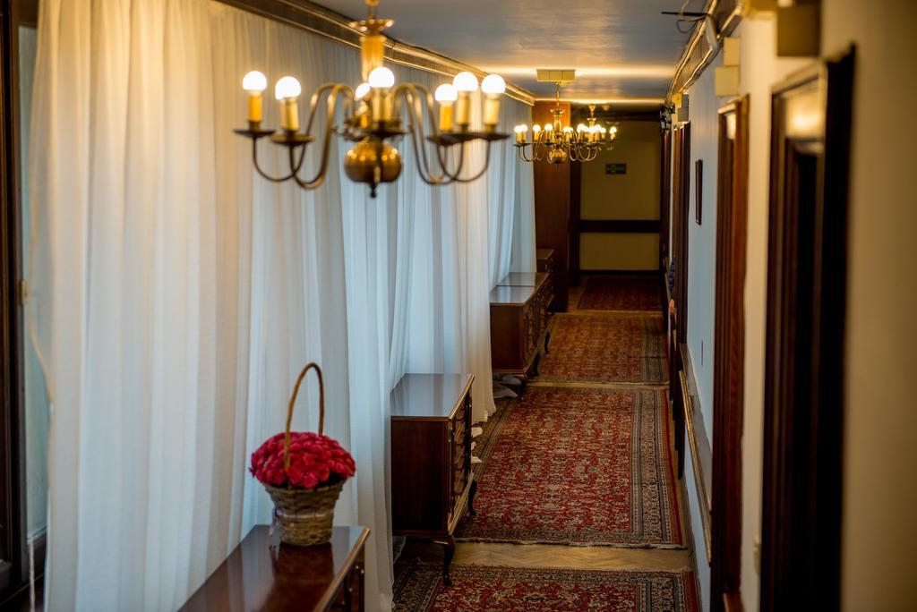 Hotel Grand Valjevo Luaran gambar