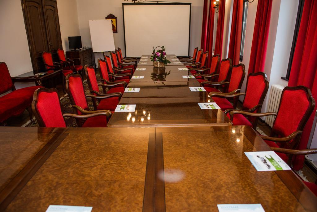 Hotel Grand Valjevo Luaran gambar