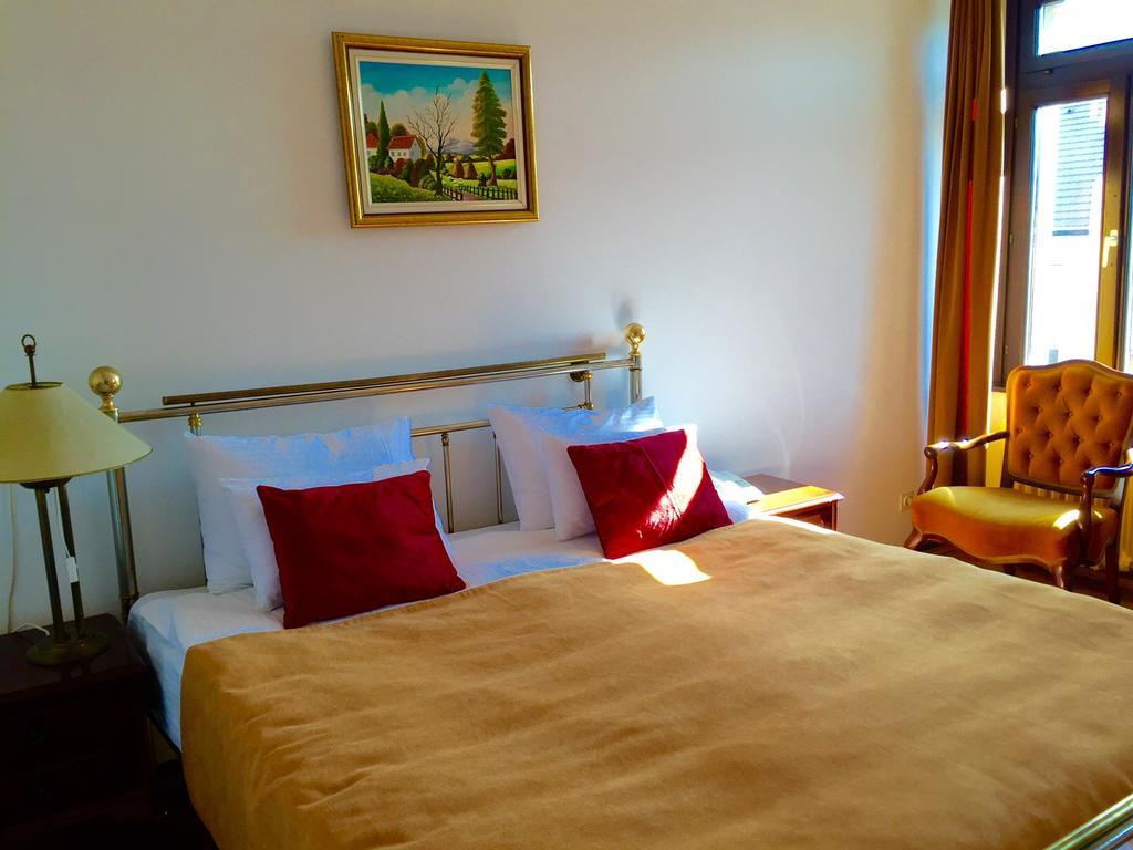 Hotel Grand Valjevo Luaran gambar